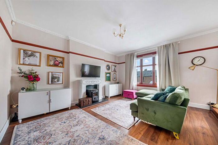 4 Bedroom Flat For Sale In Main Street, Dundee, DD2