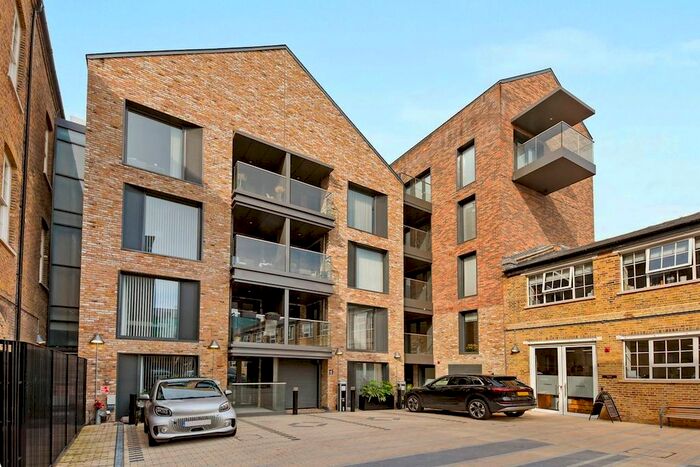 2 Bedroom End Of Terrace House To Rent In The Courtyard, (), London, NW1