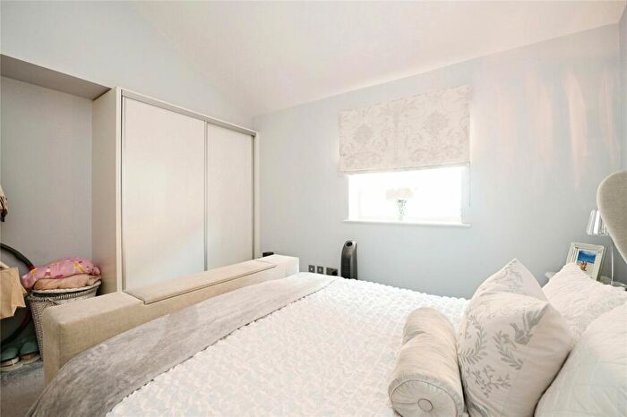 1 Bedroom Flat For Sale In North Block, Romford, Essex, RM2