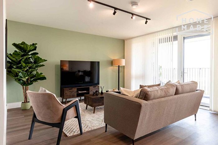 1 Bedroom Flat To Rent In Scrubs Lane, London, NW10