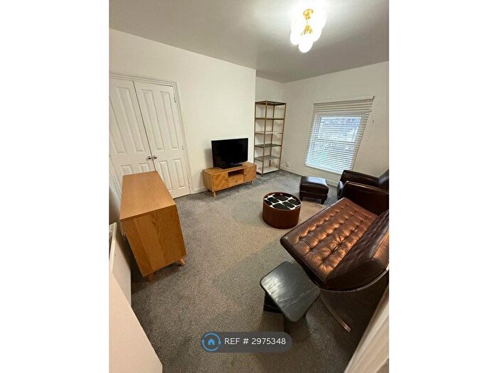 1 Bedroom Flat To Rent In Chepstow Road, Newport, NP19