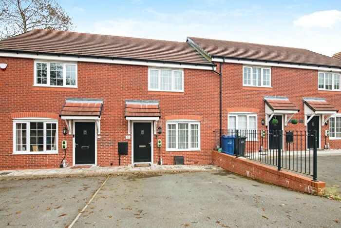 2 Bedroom Terraced House For Sale In Shearing Close, Dudley, DY1