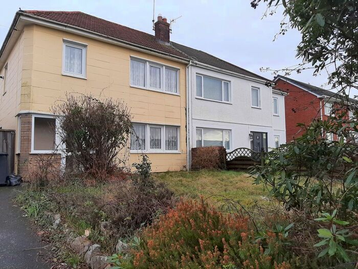 3 Bedroom Property To Rent In Main Road, Bryncoch, Neath SA10