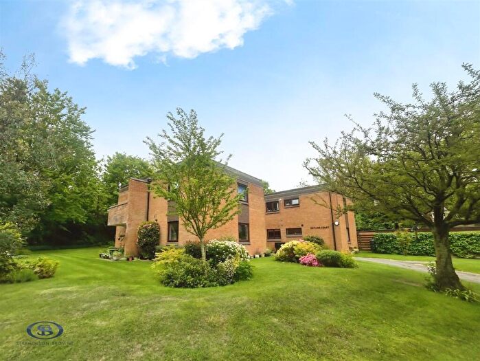 2 Bedroom House To Rent In Watling Court, Sandiway, CW8