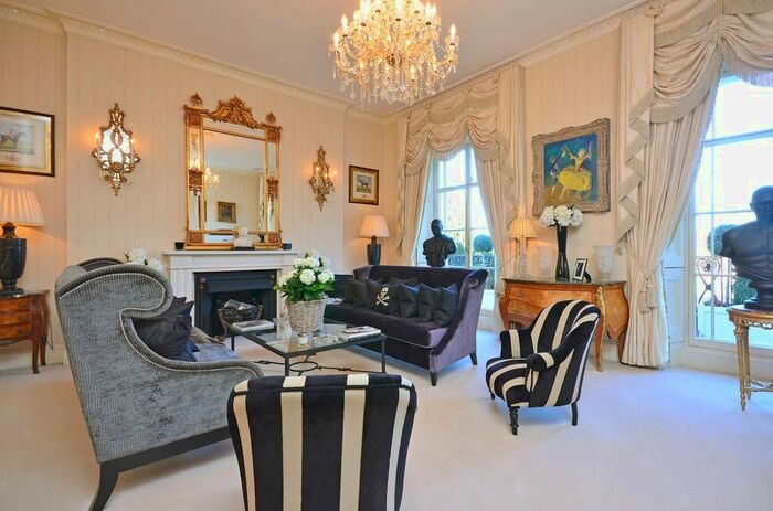 6 Bedroom Property To Rent In Hanover Terrace, Regent's Park, London, NW1