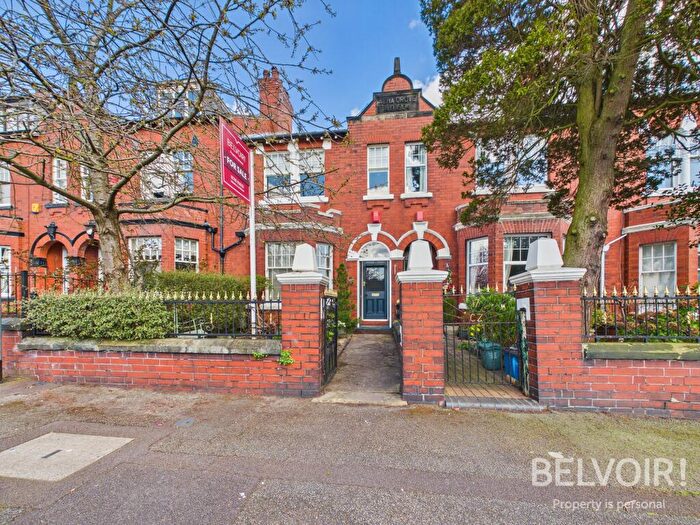 4 Bedroom Terraced House For Sale In Lower Oxford Road, May Bank, Newcastle Under Lyme, ST5