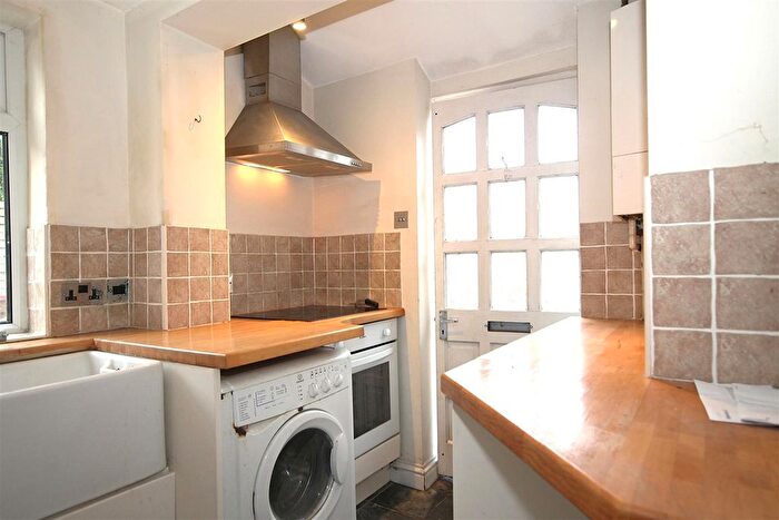 1 Bedroom Flat To Rent In Beaufort Street, Bedminster, Bristol, BS3