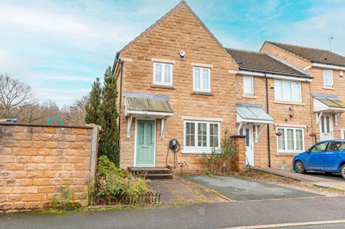 3 Bedroom End Of Terrace House For Sale In Lysander Way, Cottingley, Bingley, West Yorkshire, BD16