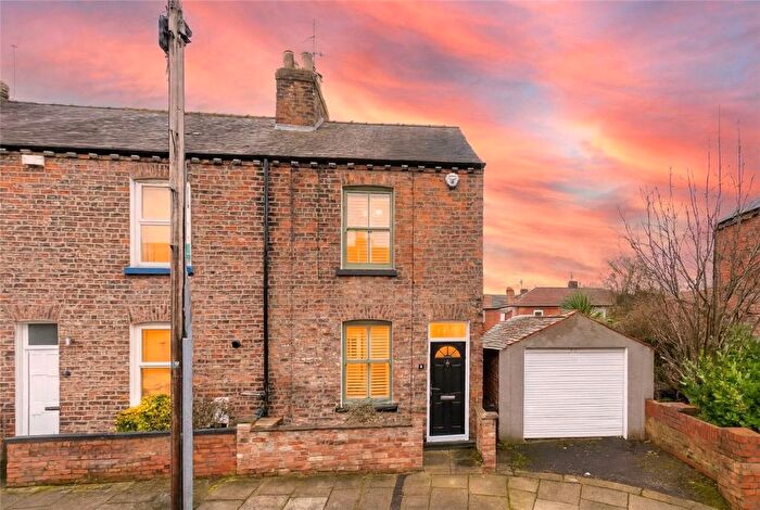 2 Bedroom End Terrace House For Sale In Park Lane, Holgate, York, North Yorkshire, YO24