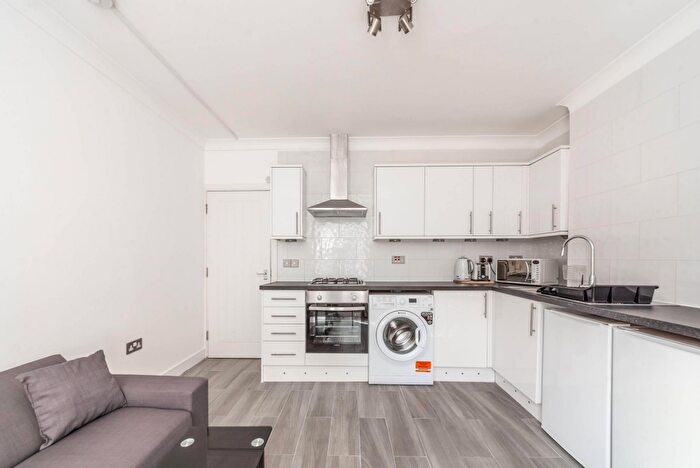 2 Bedroom Apartment To Rent In Chalton Street, London, NW1