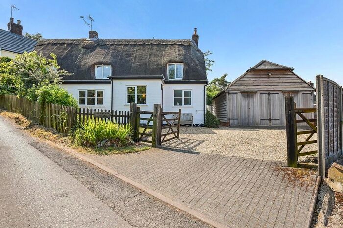 4 Bedroom Cottage For Sale In Little London, Andover, SP11