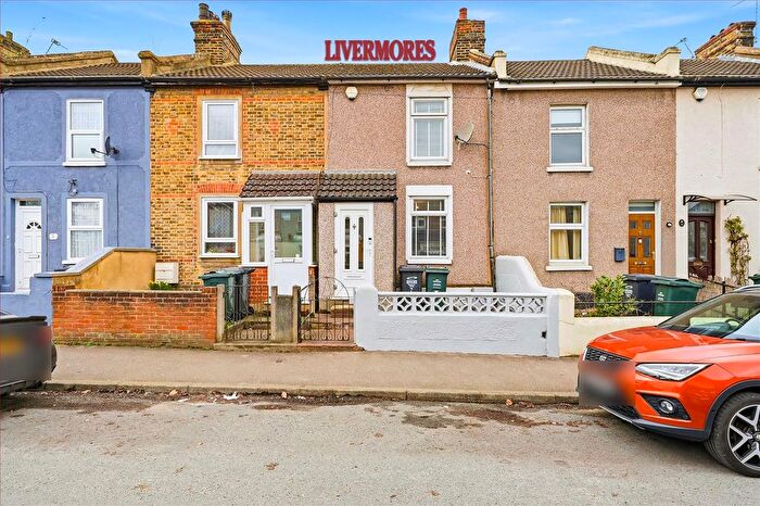 2 Bedroom Terraced House For Sale In Milestone Road, Dartford, DA2