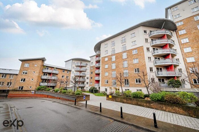 2 Bedroom Flat For Sale In Bow Bell Tower, Pancras Way, E3