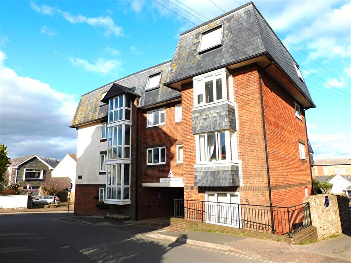 2 Bedroom Apartment For Sale In Beer Road, Seaton, EX12