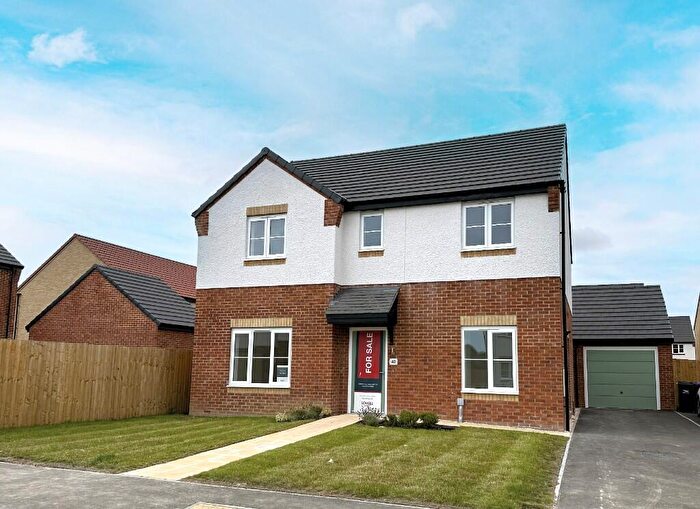 4 Bedroom Detached House For Sale In Chestnut Drive, Louth, Lincolnshire, LN11