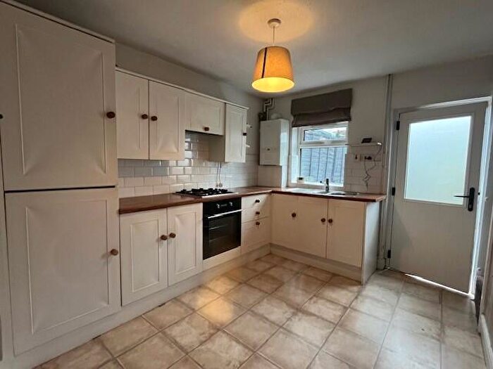 2 Bedroom House To Rent In Stenson Road, Derby, DE23
