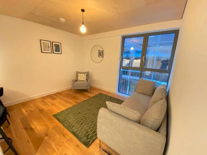 2 Bedroom Apartment To Rent In Finlay's Yard, M1