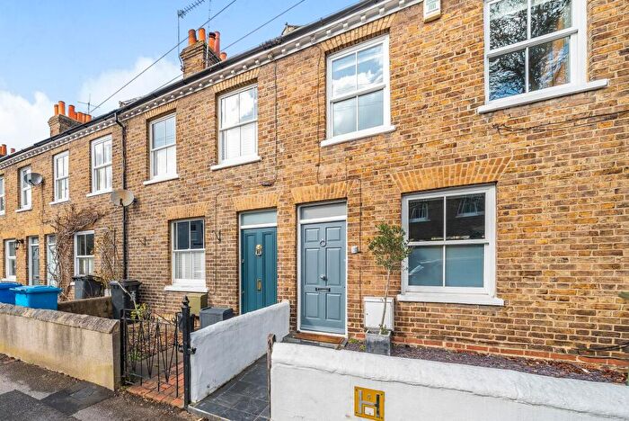 2 Bedroom Terraced House To Rent In Bexley Street, Windsor, SL4