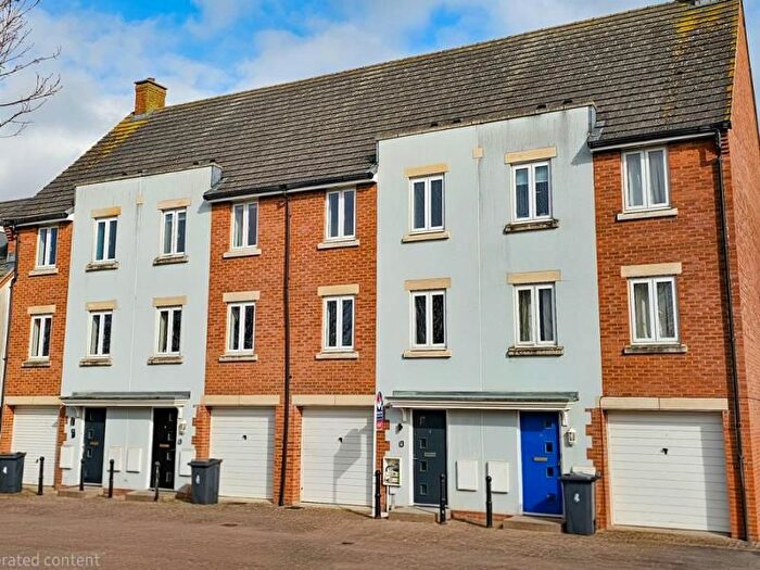 4 Bedroom Terraced House To Rent In Topcliffe Street, Kingsway, Gloucester, GL2