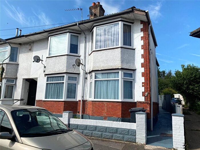 3 Bedroom Apartment For Sale In Oxford Lane, Kinson, Bournemouth, Dorset, BH11