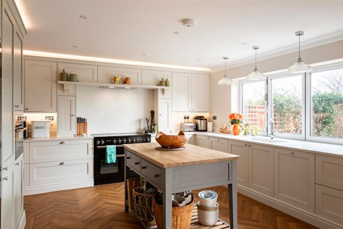4 Bedroom Detached House For Sale In Parkgate Road, Newdigate, RH5