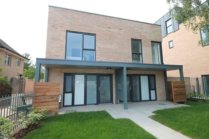 2 Bedroom Semi-Detached House To Rent In Flamsteed Close, Cambridge, CB1