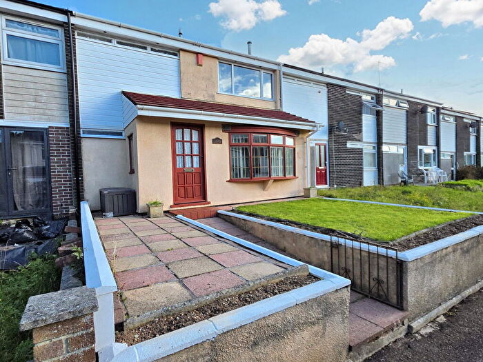 3 Bedroom Terraced House For Sale In Thackeray Gardens, Plymouth, PL5