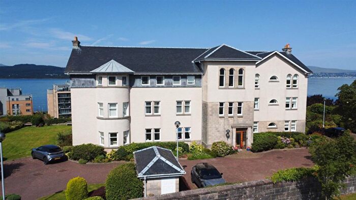 3 Bedroom Flat For Sale In Octavia Terrace, Greenock, PA16