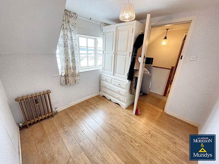4 Bedroom Detached House For Sale In Manor Lane, Shelford, Nottingham, NG12