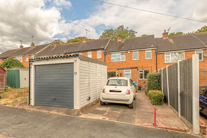 3 Bedroom Terraced House For Sale In Pine Close, Kinver, Stourbridge, DY7