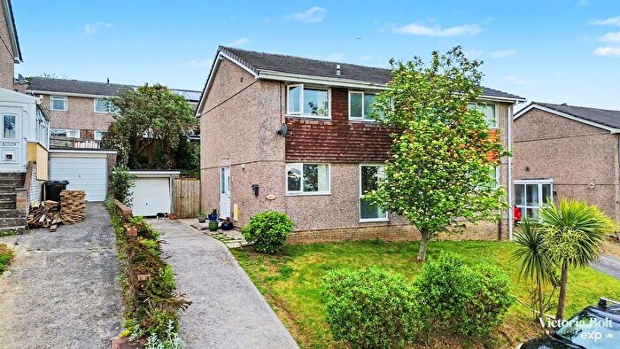 3 Bedroom Semi Detached House For Sale In Plover Rise, Ivybridge, PL21