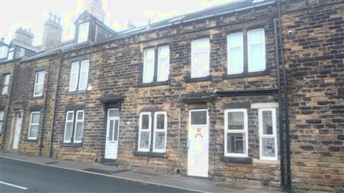 1 Bedroom Flat To Rent In Clarence Street, Bramley, Leeds, LS13