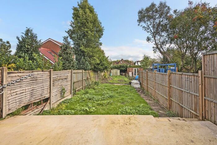 3 Bedroom End Of Terrace House For Sale In High Wycombe, Buckinghamshire, HP13