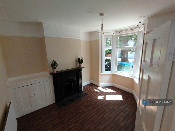 2 Bedroom Terraced House To Rent In Huddlestone Road, London, E7