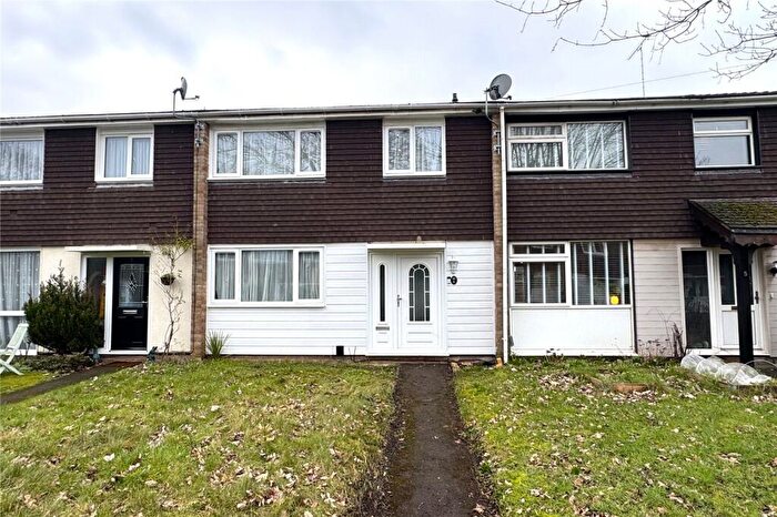 3 Bedroom Terraced House For Sale In Sedgemoor, Farnborough, Hampshire, GU14