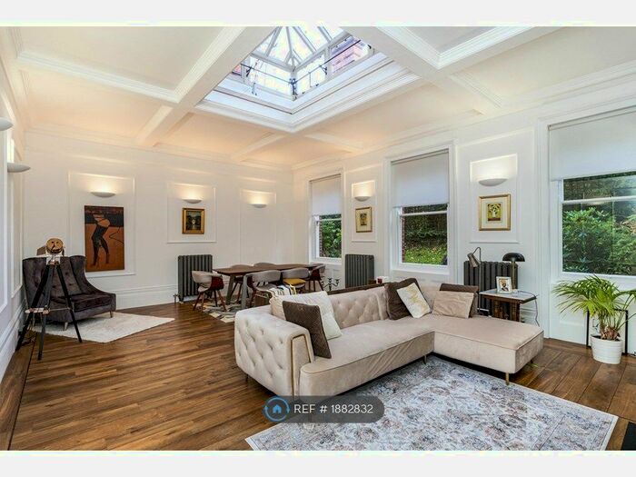 3 Bedroom Flat To Rent In Molyneux Park Road, Tunbridge Wells, TN4