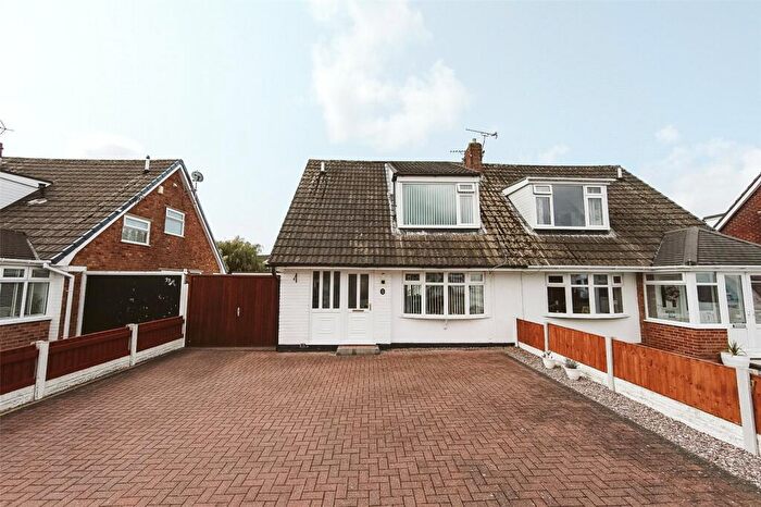 3 Bedroom Semi-Detached House For Sale In Skipton Avenue, Southport, Merseyside, PR9