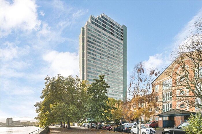2 Bedroom Flat For Sale In George Beard Road, Deptford, SE8