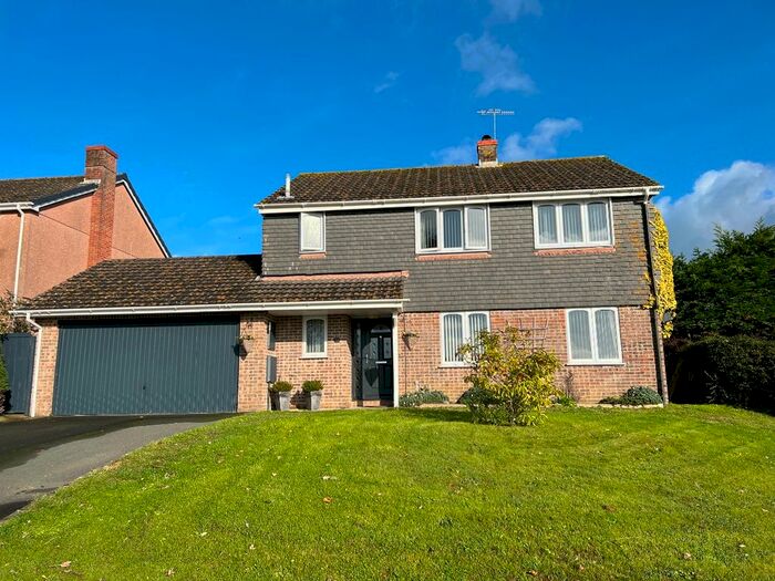 4 Bedroom Detached House For Sale In Lamorna Park, Torpoint, PL11