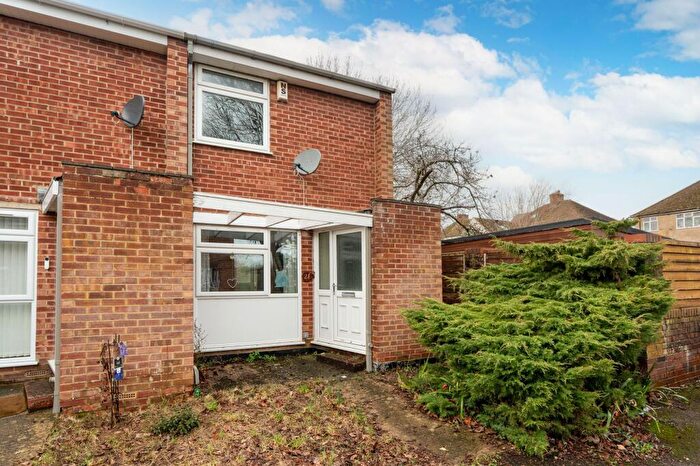 2 Bedroom End Of Terrace House For Sale In Marriott Close, Oxford, OX2