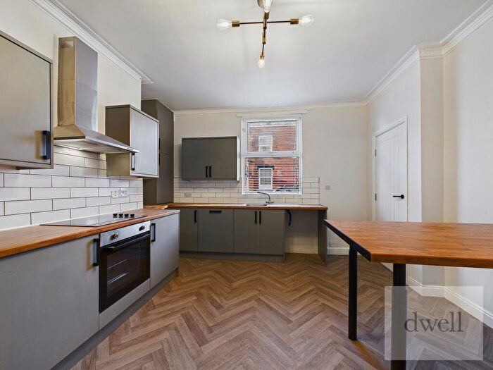 4 Bedroom Terraced House For Sale In Aberdeen Walk, Armley, Leeds, LS12