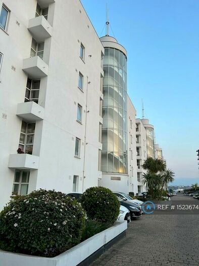 2 Bedroom Flat To Rent In Barrier Point Road, London, E16