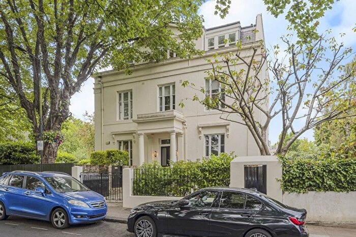 2 Bedroom Flat For Sale In Howley Place, Little Venice, W2