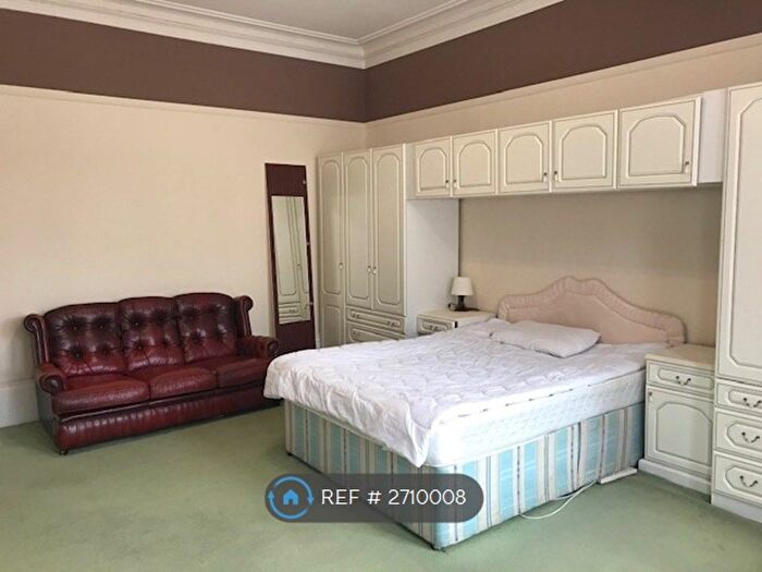 1 Bedroom Flat To Rent In Bellevue Road, Leeds, LS3