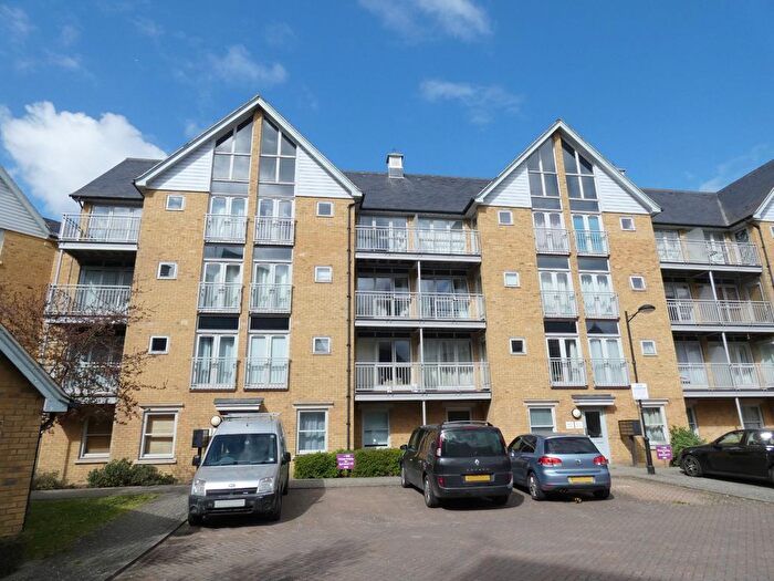 2 Bedroom Flat To Rent In Bingley Court, Canterbury, Kent, CT1