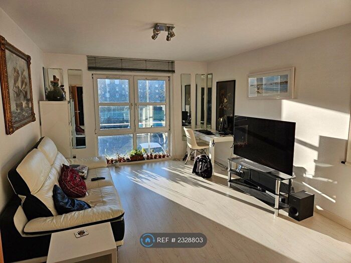 2 Bedroom Flat To Rent In Constitution Street, Aberdeen, AB24