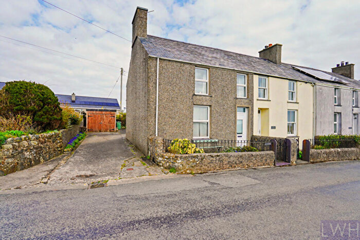 3 Bedroom End Of Terrace House For Sale In Gwyddfor, Pencaenewydd, LL53