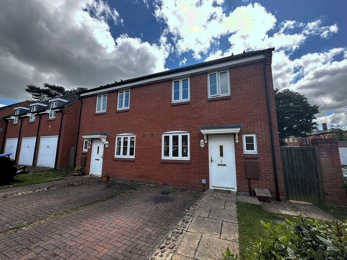 3 Bedroom Property To Rent In Acorn Road, Duston, Northampton, NN5