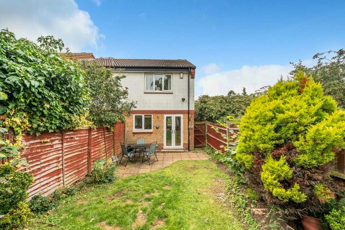 2 Bedroom End Of Terrace House For Sale In Battle Abbey, Riverfield Drive, MK41