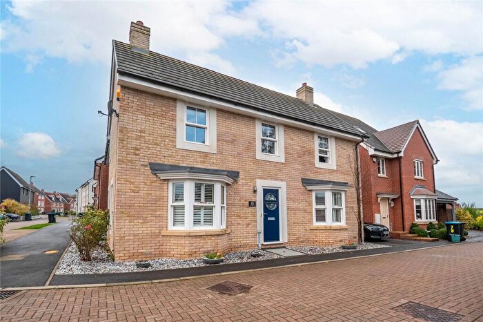 4 Bedroom Detached House For Sale In Trinidad Grove, Newton Leys, MK3